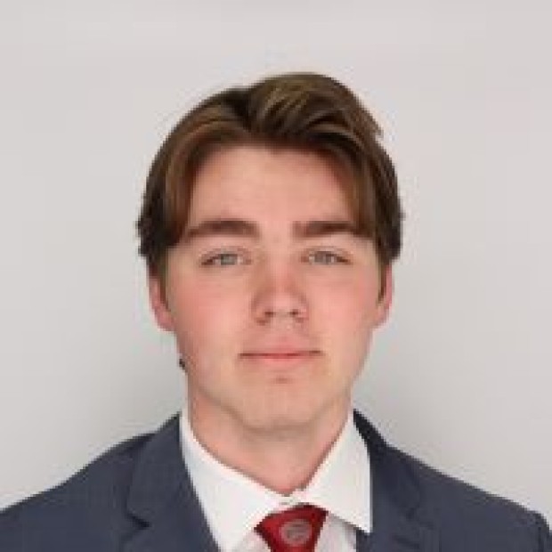Matthew headshot