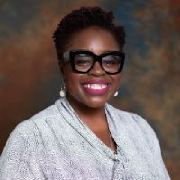 Van-Ess Grant Headshot